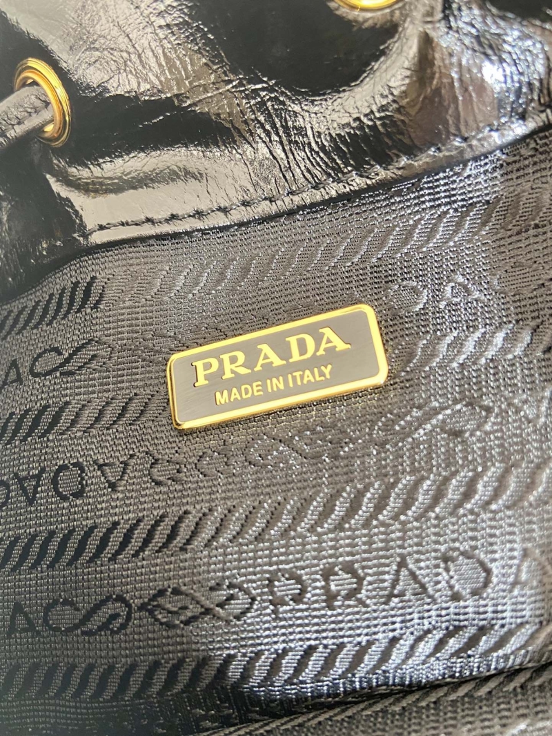 Pra*a bucket bags